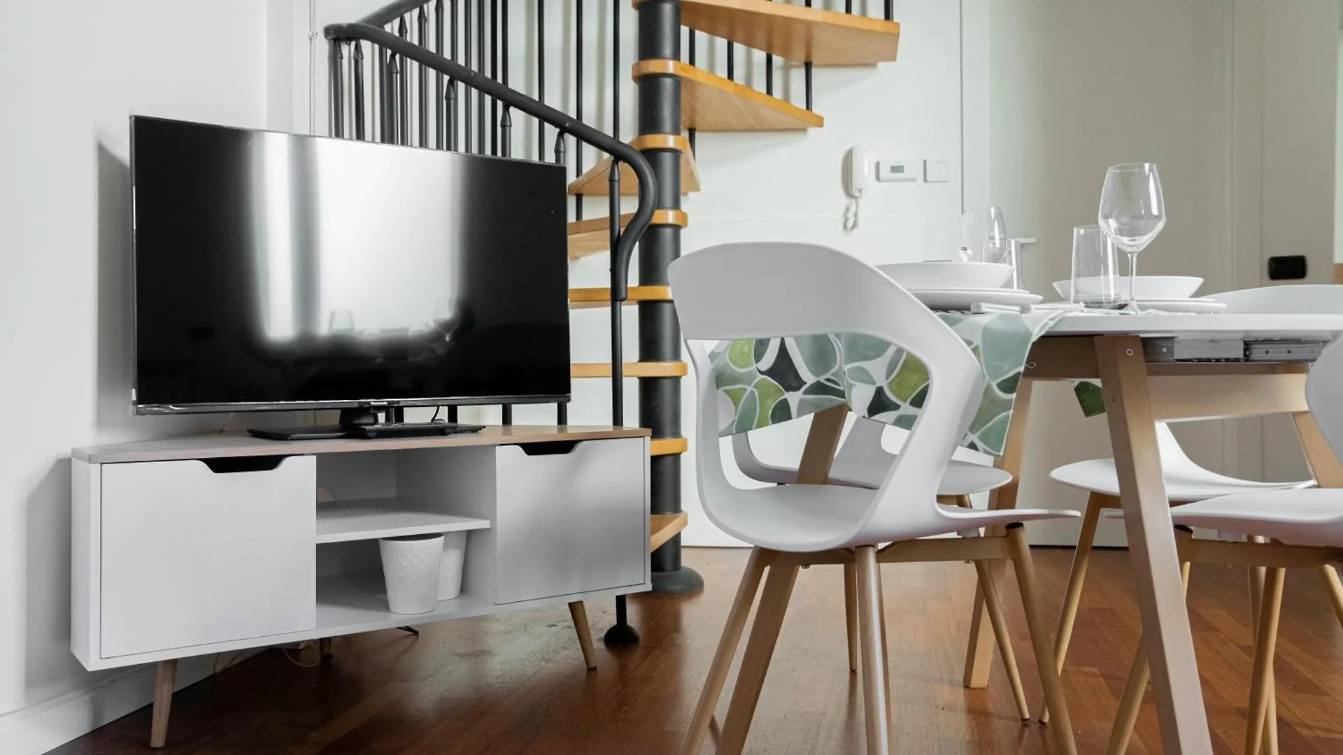 Mini Loft Torre San Vitale Como 0*,